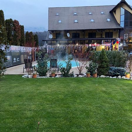 Pensiunea Alfrid Calimanesti Exterior foto